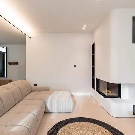 Mel - Quiet Luxury & Smart At San Pietro Premium Zone 빌라 *