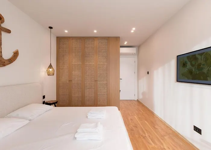 Mel - Quiet Luxury & Smart At San Pietro Premium Zone Villa